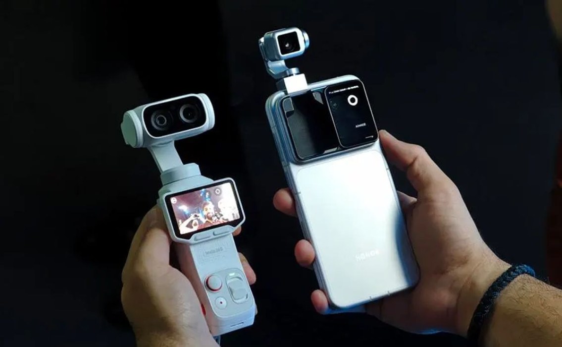 El smartphone con brazo robótico que parece sacado de una película de ciencia ficción