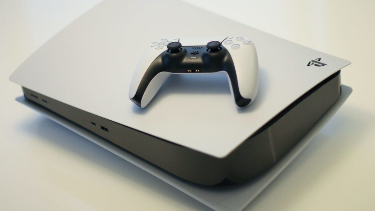 Sony cierra la era del dólar en México: la PS3 muere y suben precios
