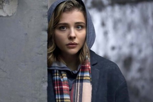 Madre/Androide: La distopía personal de Mattson Tomlin en Netflix
